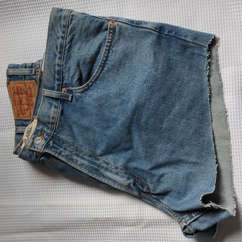 Levi's cut offs